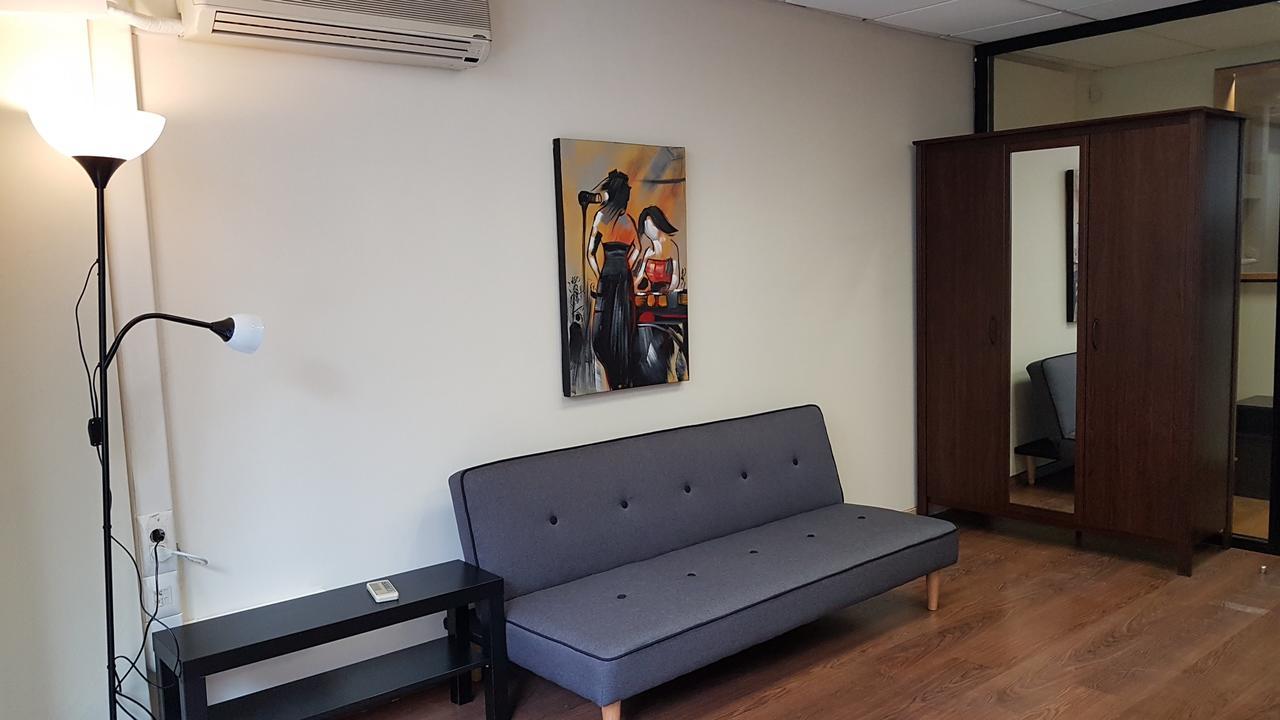 Errathens Cherry And Berry Apartments - Athens Center ภายนอก รูปภาพ