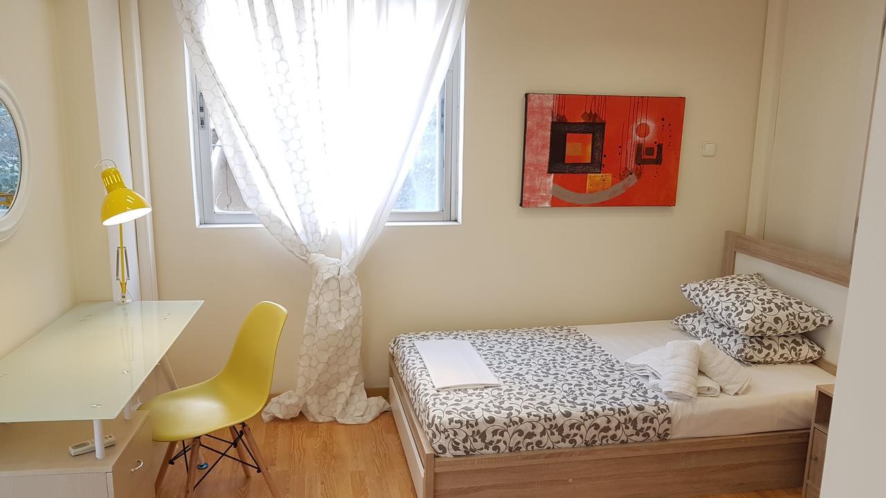 Errathens Cherry And Berry Apartments - Athens Center ภายนอก รูปภาพ