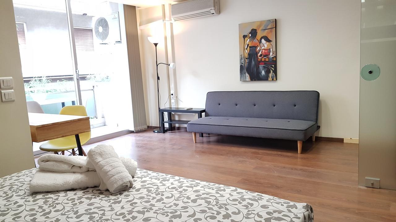 Errathens Cherry And Berry Apartments - Athens Center ภายนอก รูปภาพ