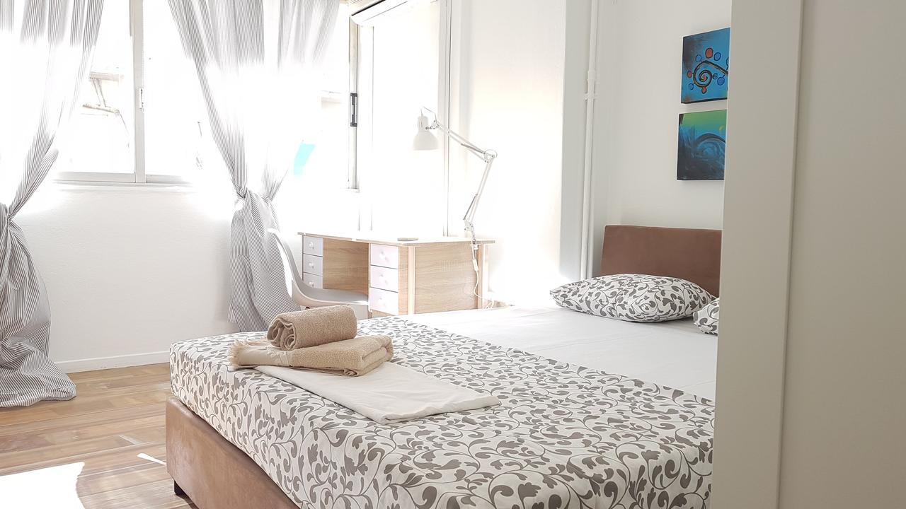 Errathens Cherry And Berry Apartments - Athens Center ภายนอก รูปภาพ