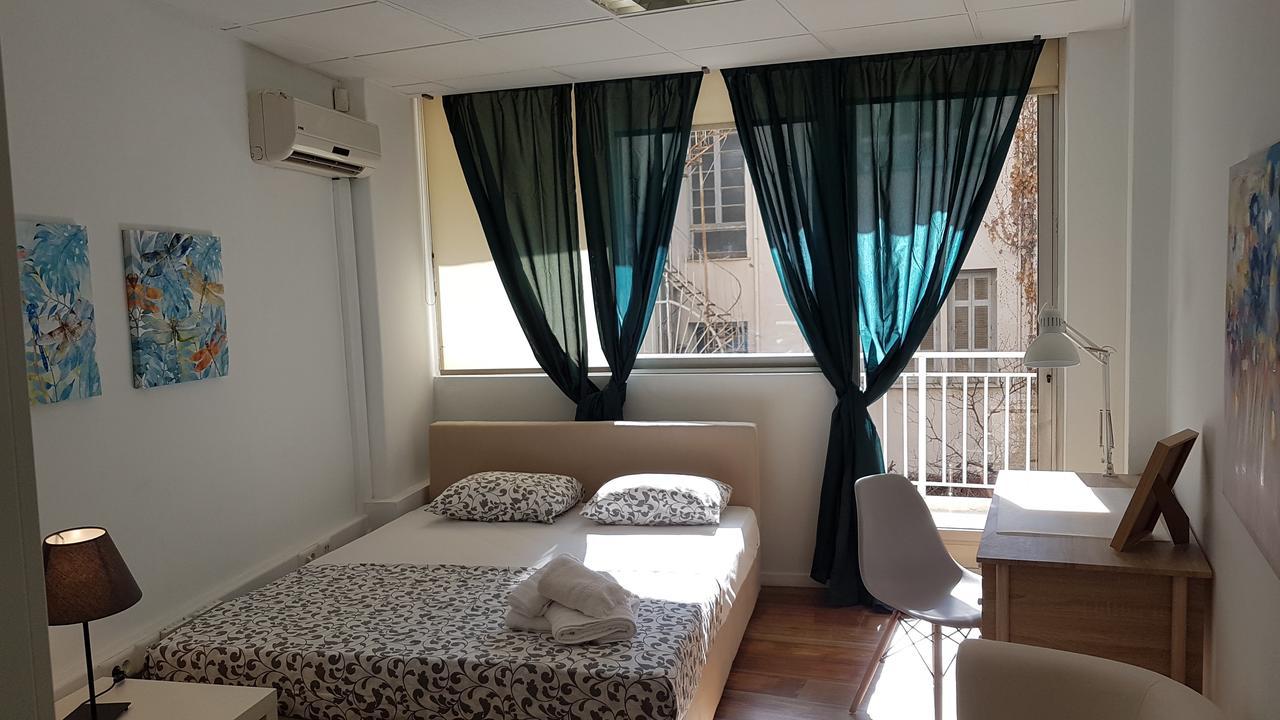 Errathens Cherry And Berry Apartments - Athens Center ภายนอก รูปภาพ