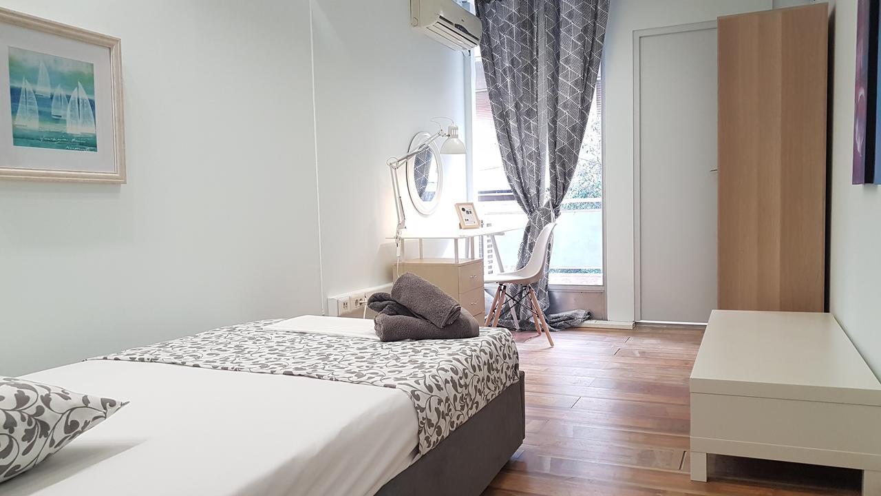 Errathens Cherry And Berry Apartments - Athens Center ภายนอก รูปภาพ