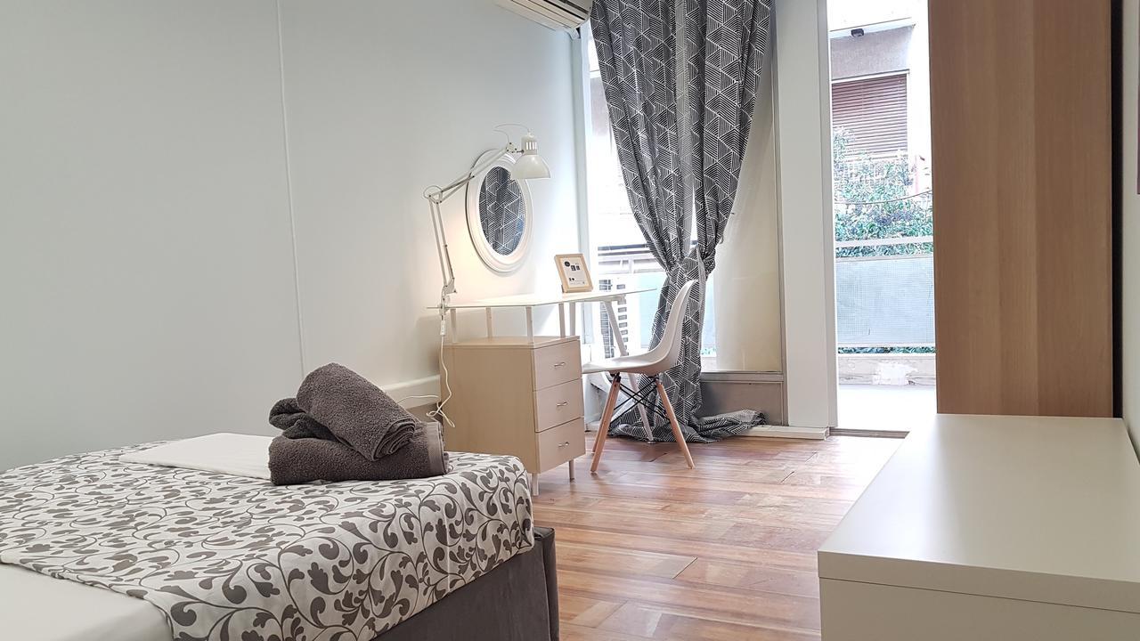 Errathens Cherry And Berry Apartments - Athens Center ภายนอก รูปภาพ