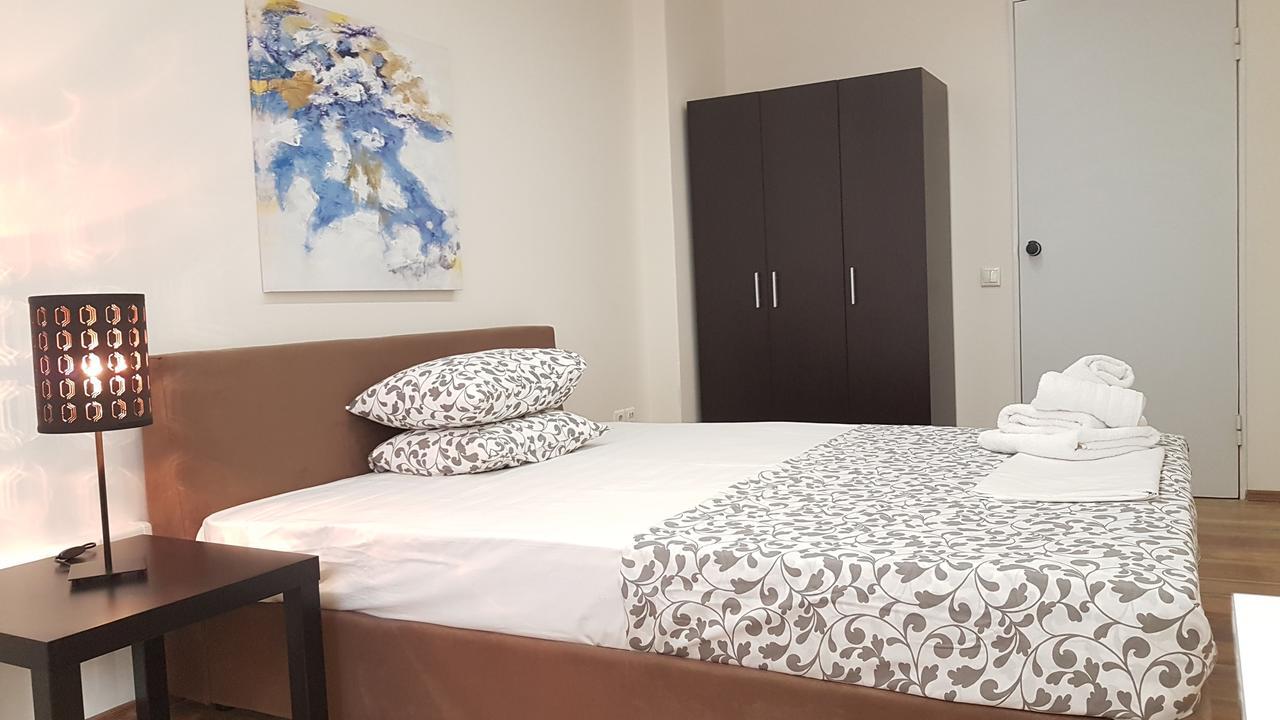 Errathens Cherry And Berry Apartments - Athens Center ภายนอก รูปภาพ
