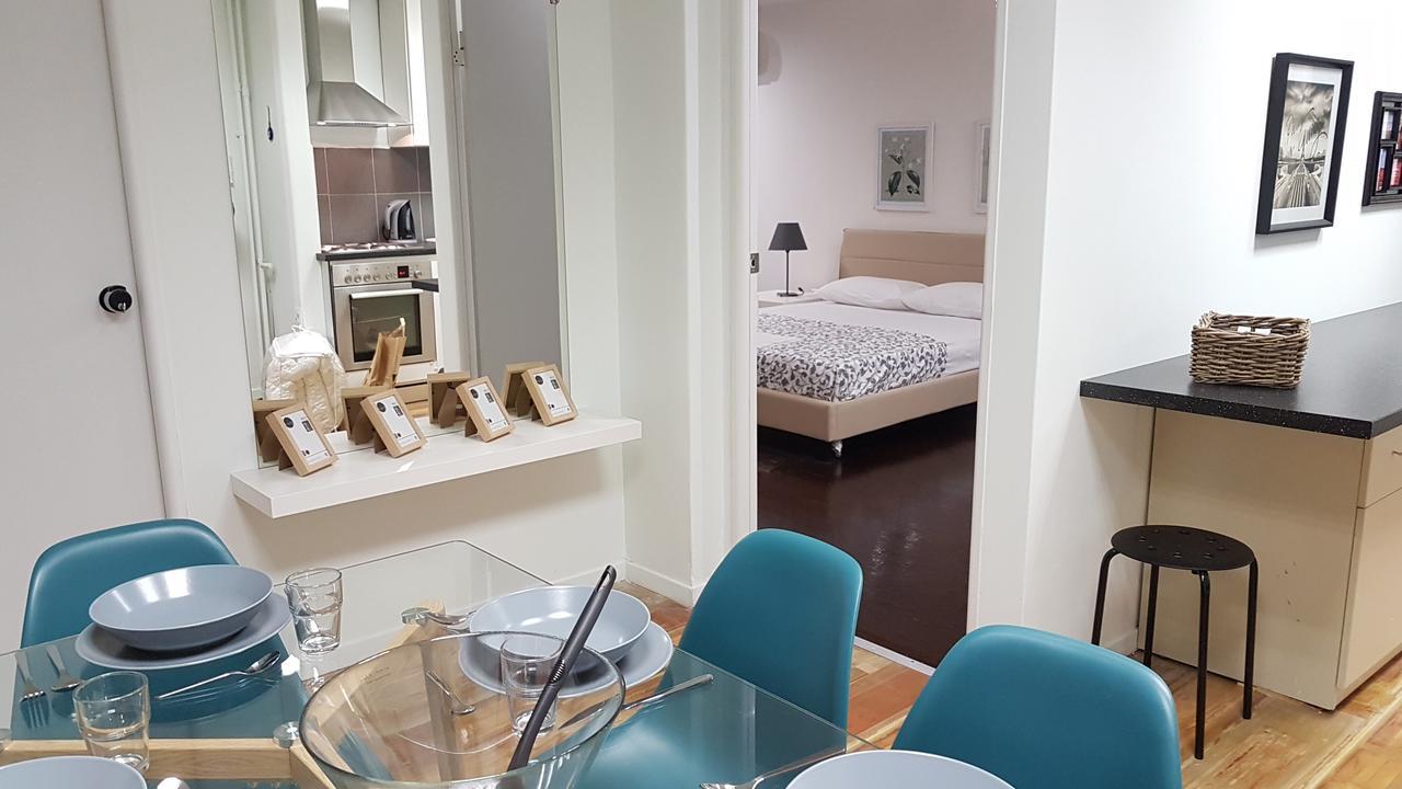 Errathens Cherry And Berry Apartments - Athens Center ภายนอก รูปภาพ