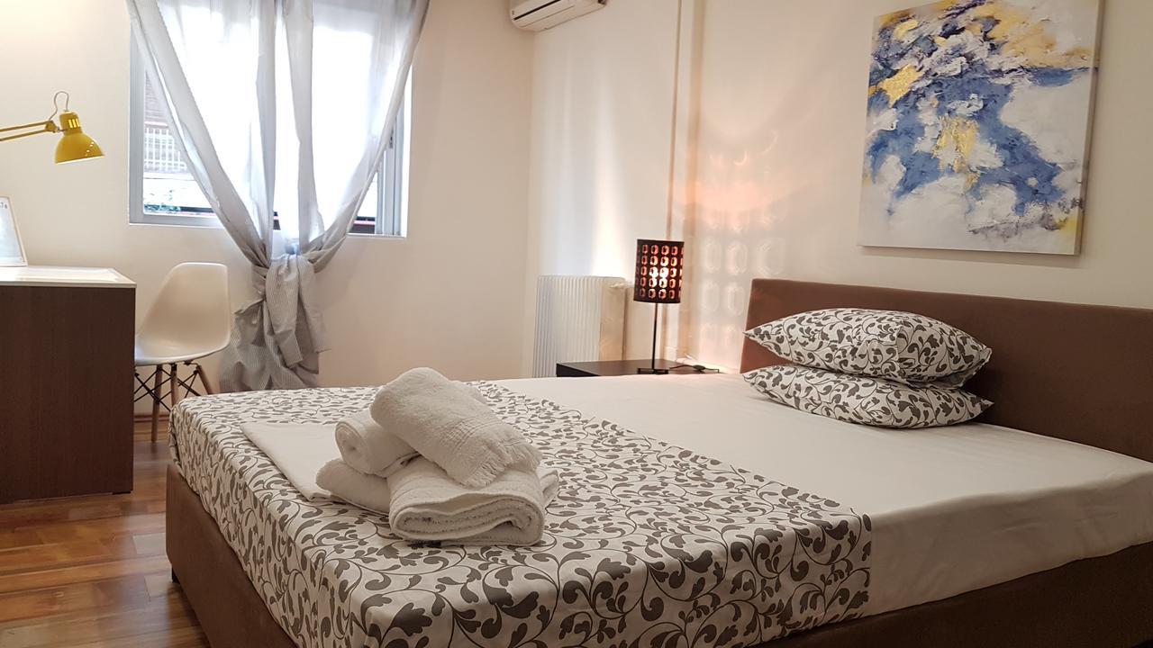 Errathens Cherry And Berry Apartments - Athens Center ภายนอก รูปภาพ