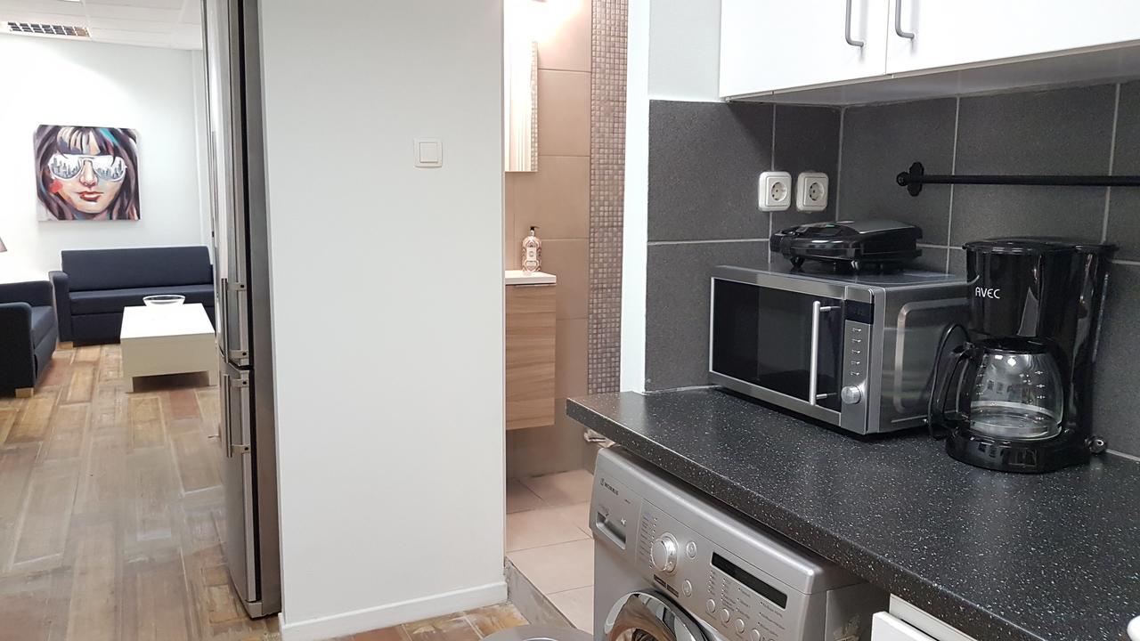 Errathens Cherry And Berry Apartments - Athens Center ภายนอก รูปภาพ